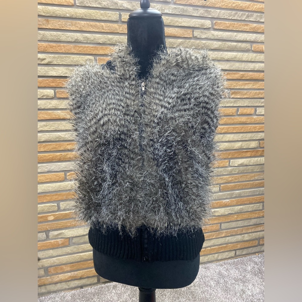 Xl faux fur vest
